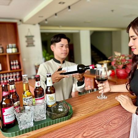 City Comfort Hotel Phnom Penh Airport Exterior foto