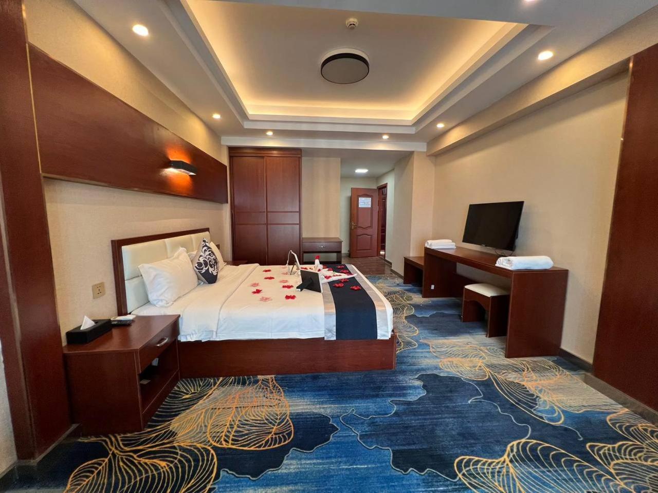 City Comfort Hotel Phnom Penh Airport Exterior foto