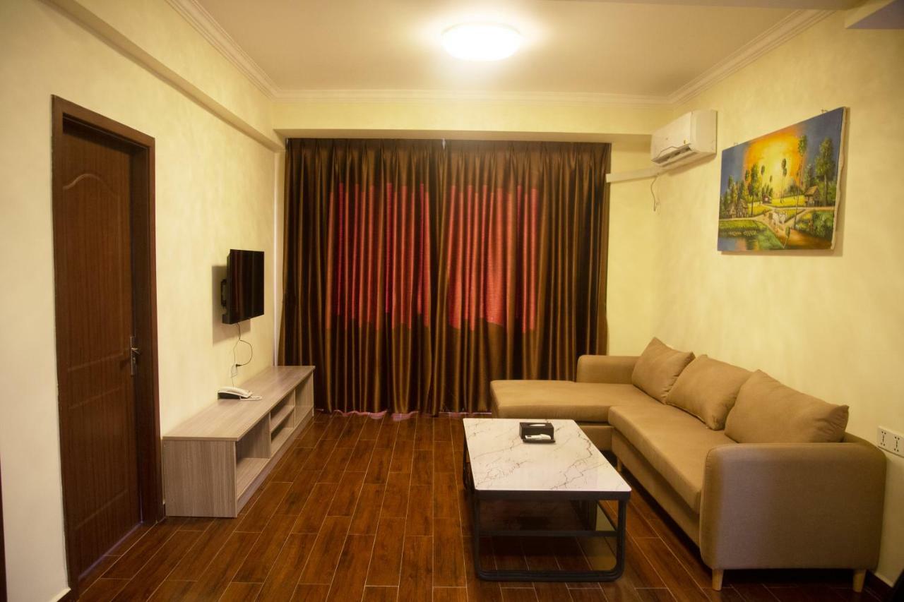 City Comfort Hotel Phnom Penh Airport Exterior foto